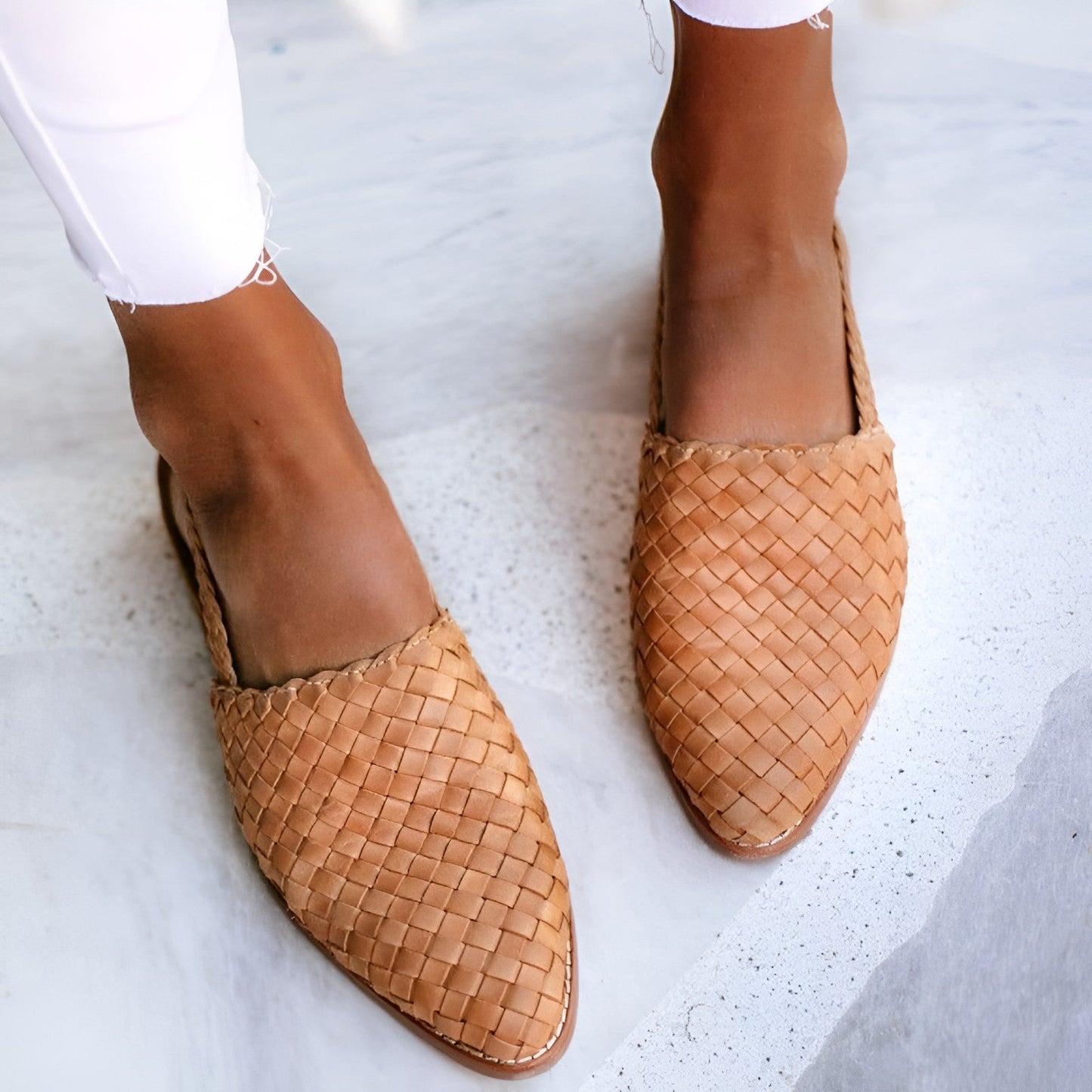 Chaussures Femme Chic à Bout Pointu avec Fermeture Réglable
