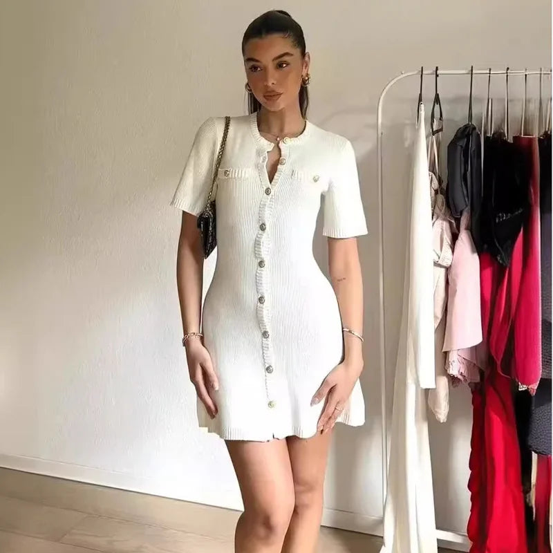Robe Courte Élégante à Manches Boutonnées Chic