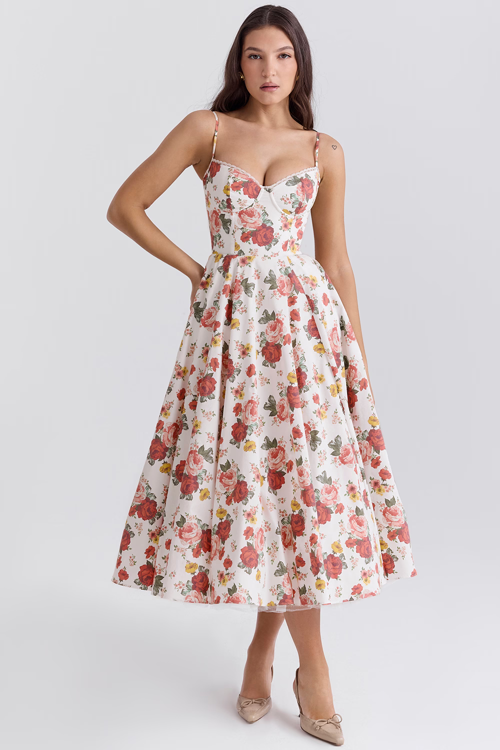 Robe de Nuit en Tulle Élégante avec Bretelles Réglables