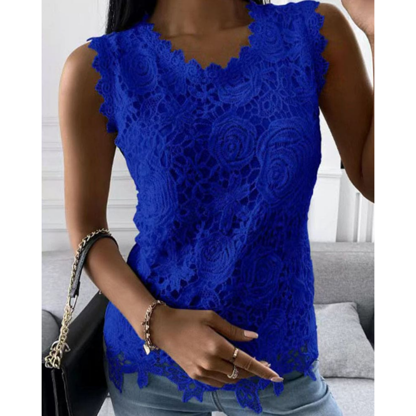 Blouse Dentelle Élégante avec Décolleté Plongeant