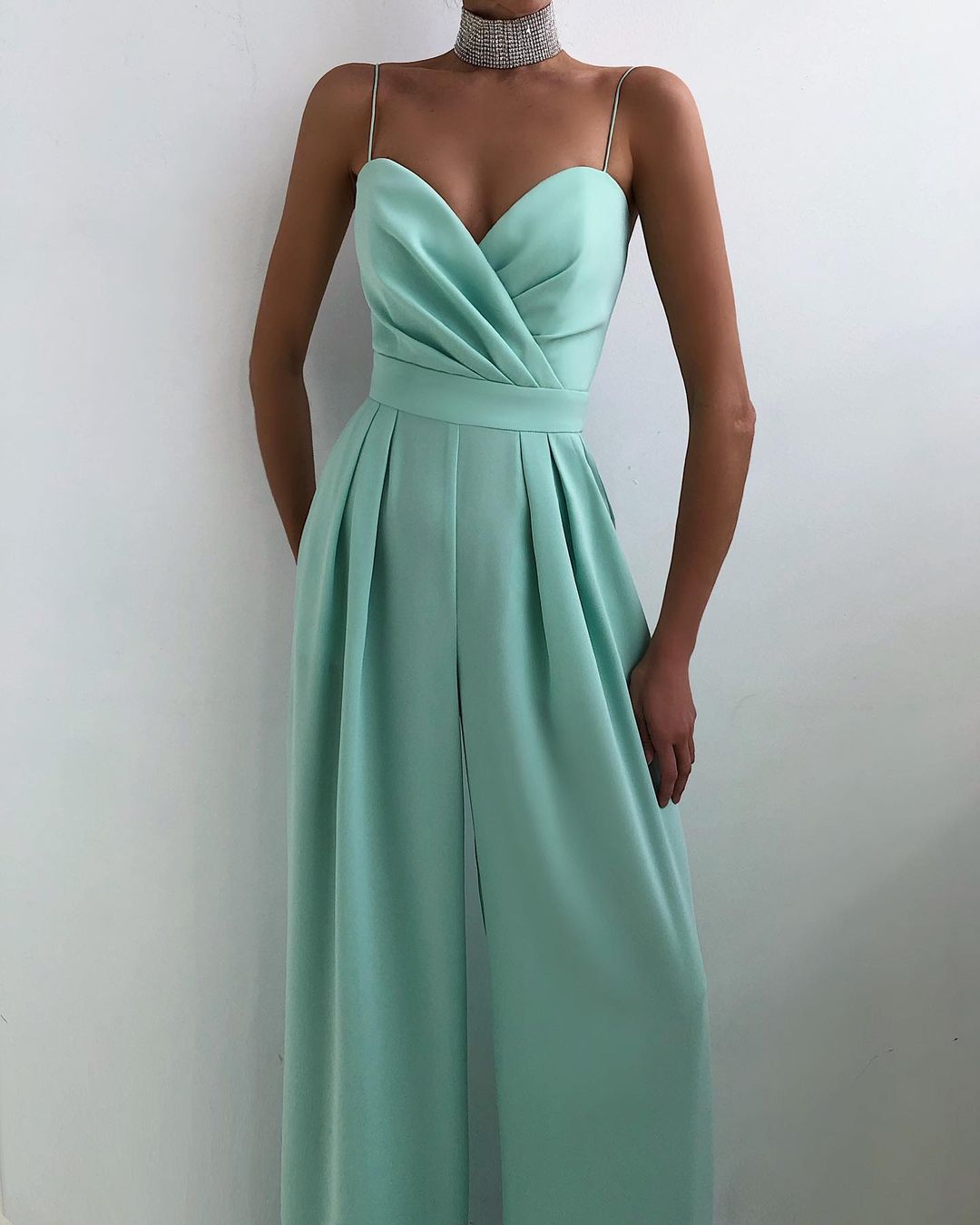 Variant image for BelleRue™ – Combinaison Femme Chic à Jambe Droite et Bretelles Fines-13