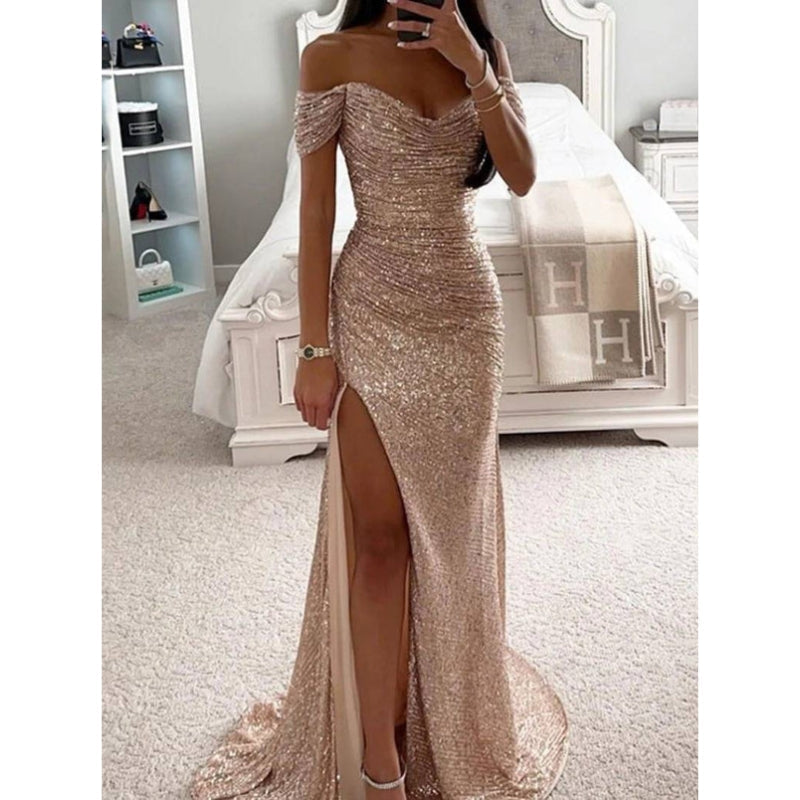 Robe de soirée chic avec fente et décolleté plongeant
