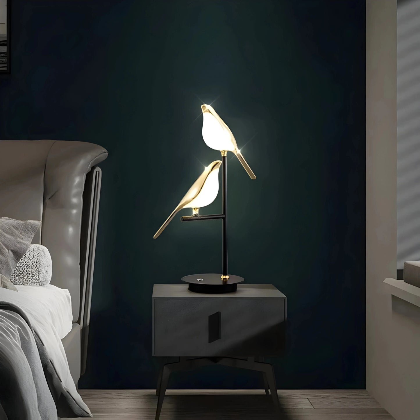 AuriLux™ – Applique Murale Design Sculptural en Or Éclairage LED