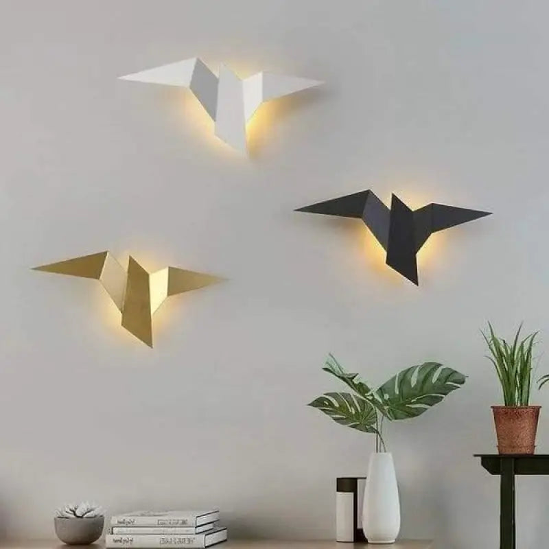 Auriol™ – Applique Murale LED Design Oiseau Noir & Or en Aluminium