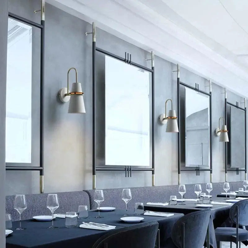Blancia™ – Applique Murale LED Art Déco – Design Élégant Noir, Blanc & Bleu