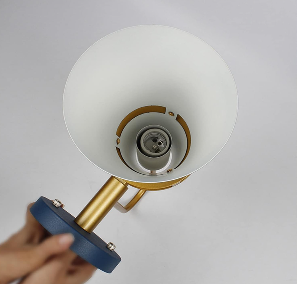 Blancia™ – Applique Murale LED Art Déco – Design Élégant Noir, Blanc & Bleu