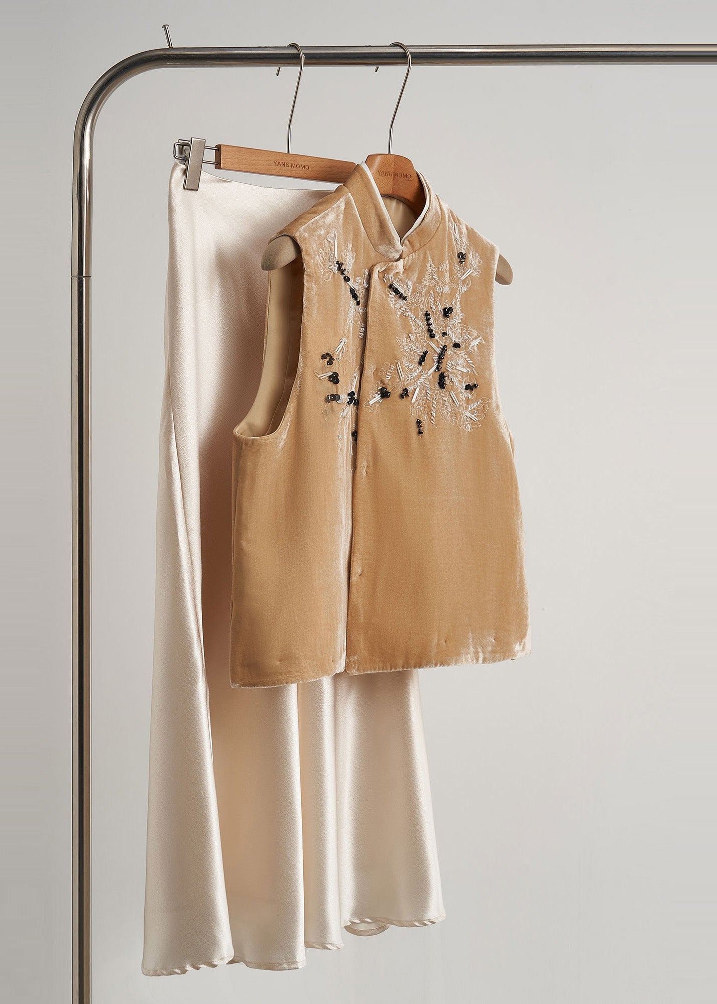Vestes jaunes décontractées en soie avec broderie automne - EasyApparels