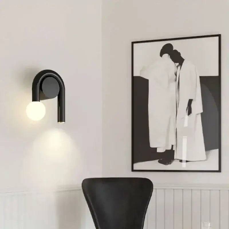 Bunora™ – Applique Murale LED Noire & Blanche Scandinave Design Moderne