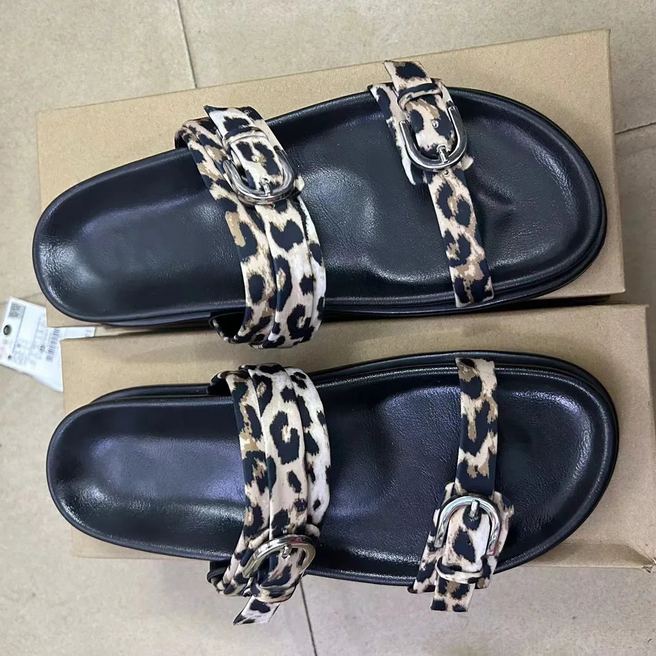 ChicLuxe™ – Sandales Femme à Plateforme Imprimé Léopard Confortables
