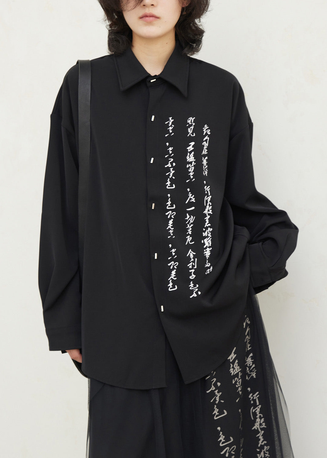 Noirs cols Peter Pan style Asiatique manches lanternes → Noirs cols Peter Pan asiatique à manches bouffantes - EasyApparels