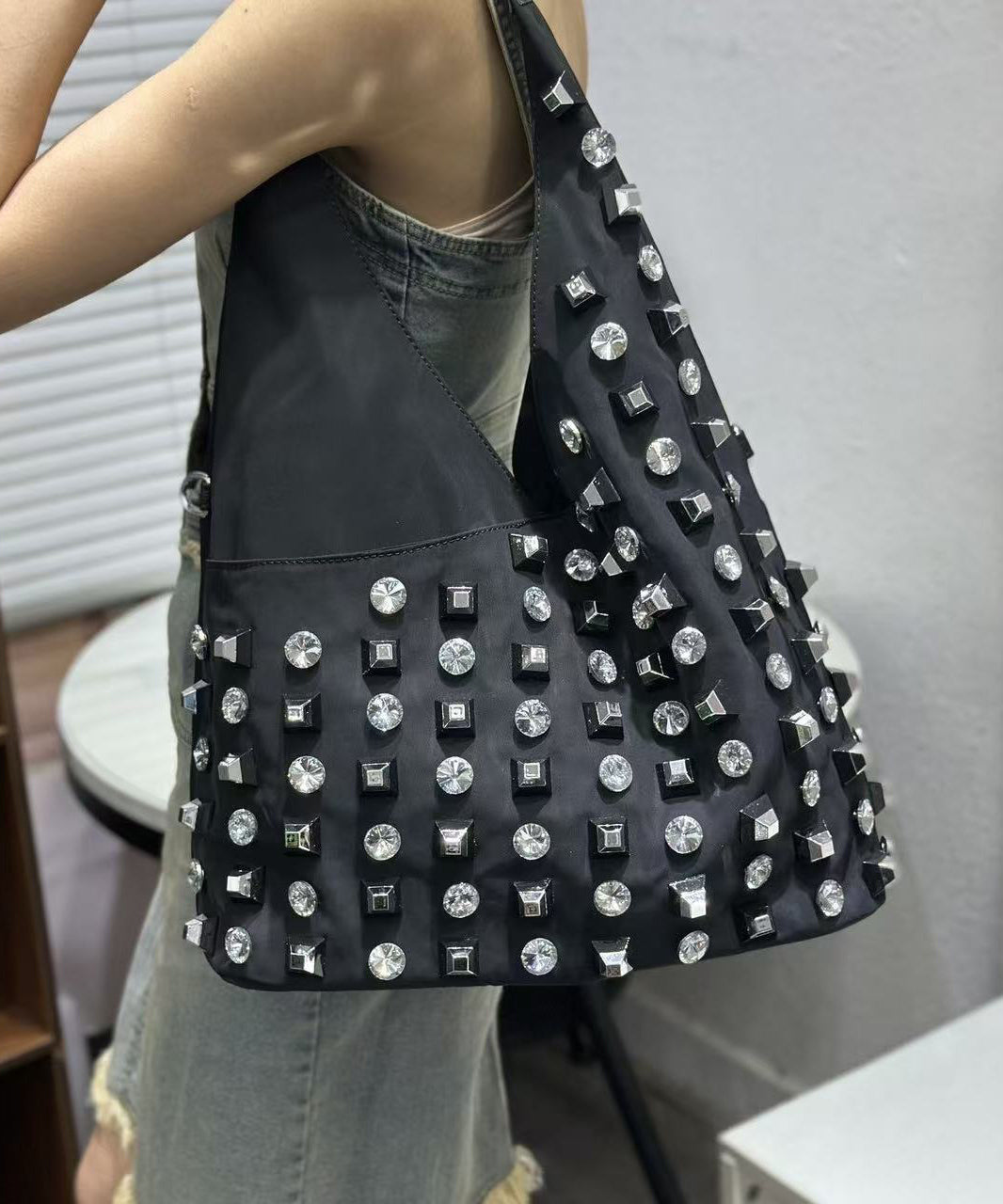 Grand sac à bandoulière en nylon flashy personnalisable - EasyApparels