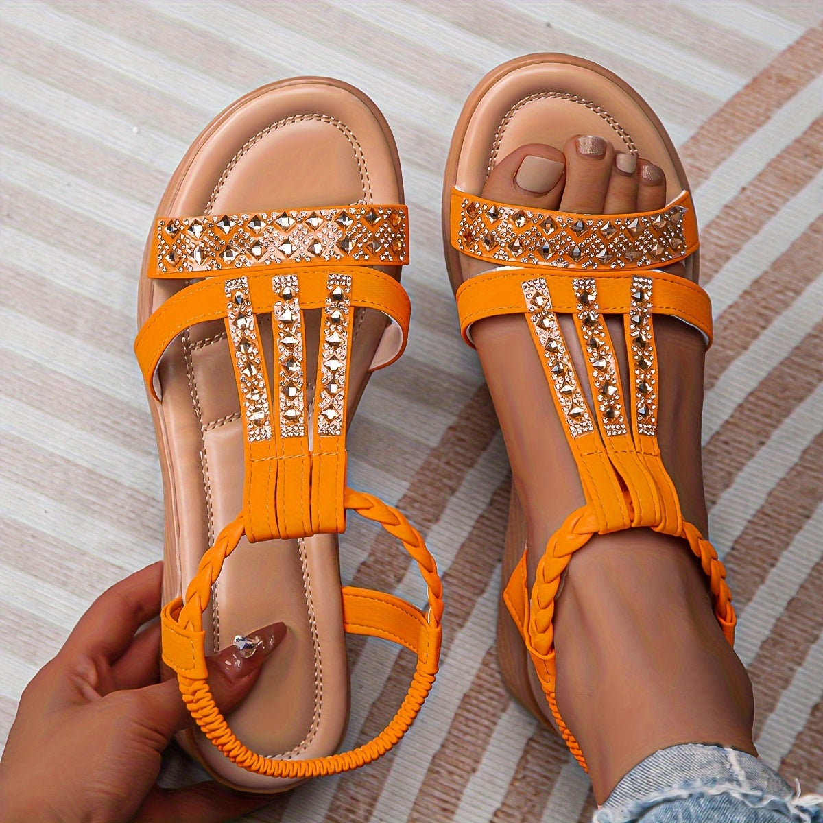 Elavina™ – Sandales Compensées Femme Chic et Confortable à Strass Été