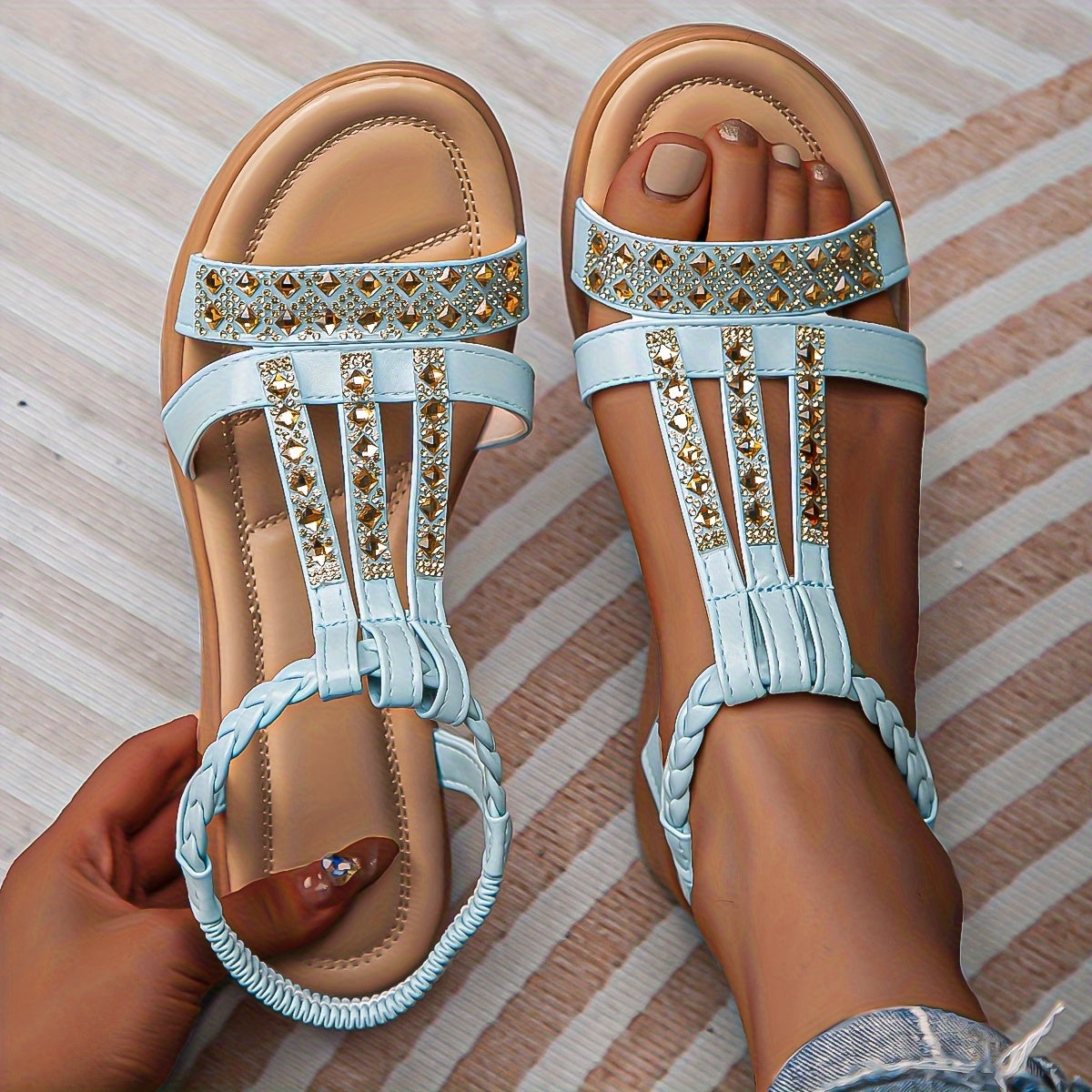 Elavina™ – Sandales Compensées Femme Chic et Confortable à Strass Été
