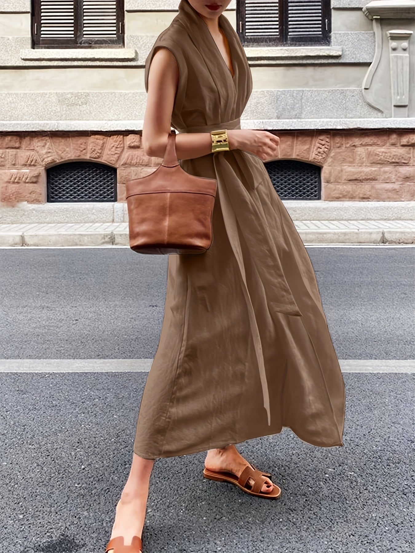 Elegancia™ – Robe Longue Chic & Fluide avec Ceinture Élégante