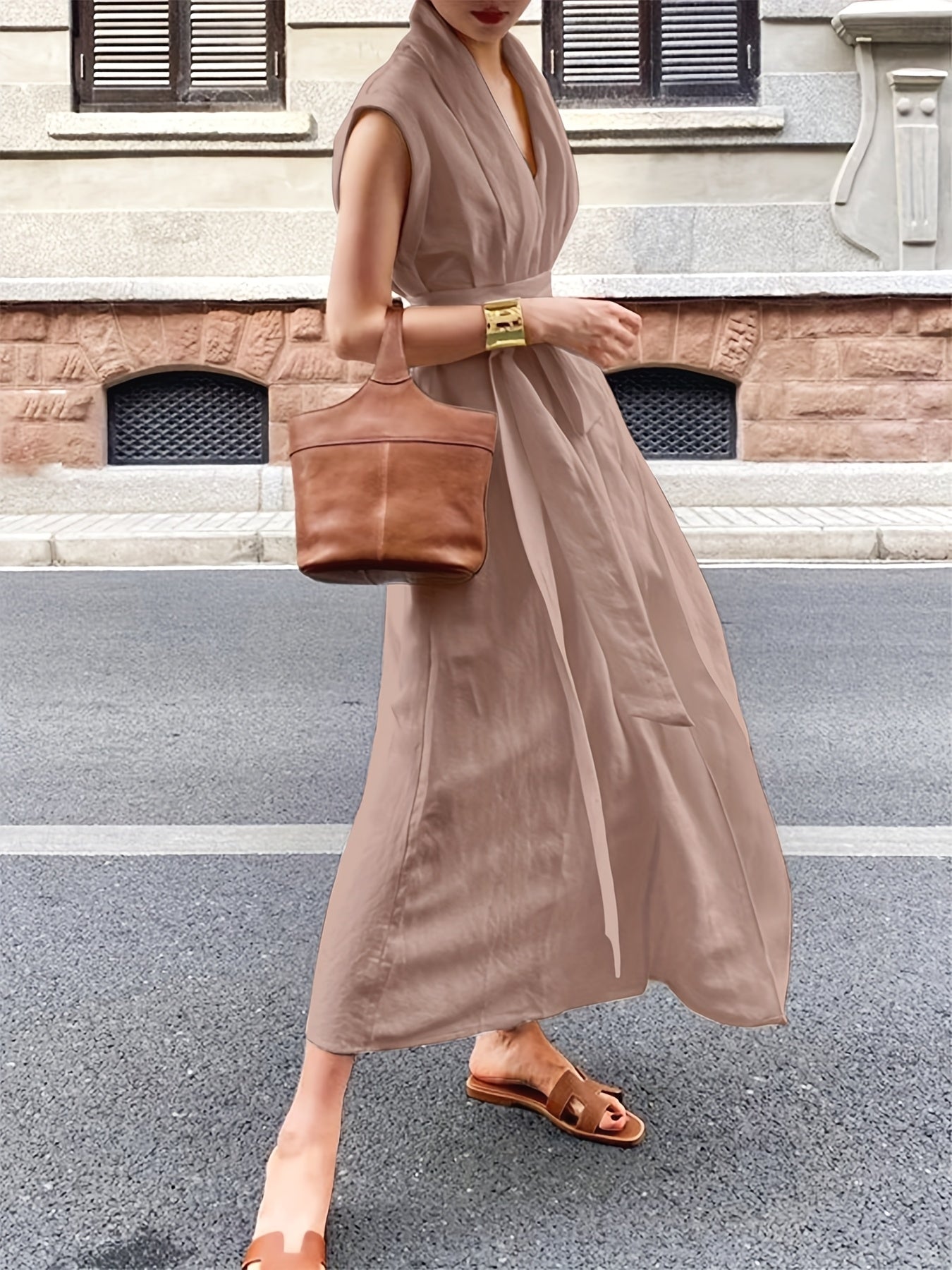 Elegancia™ – Robe Longue Chic & Fluide avec Ceinture Élégante
