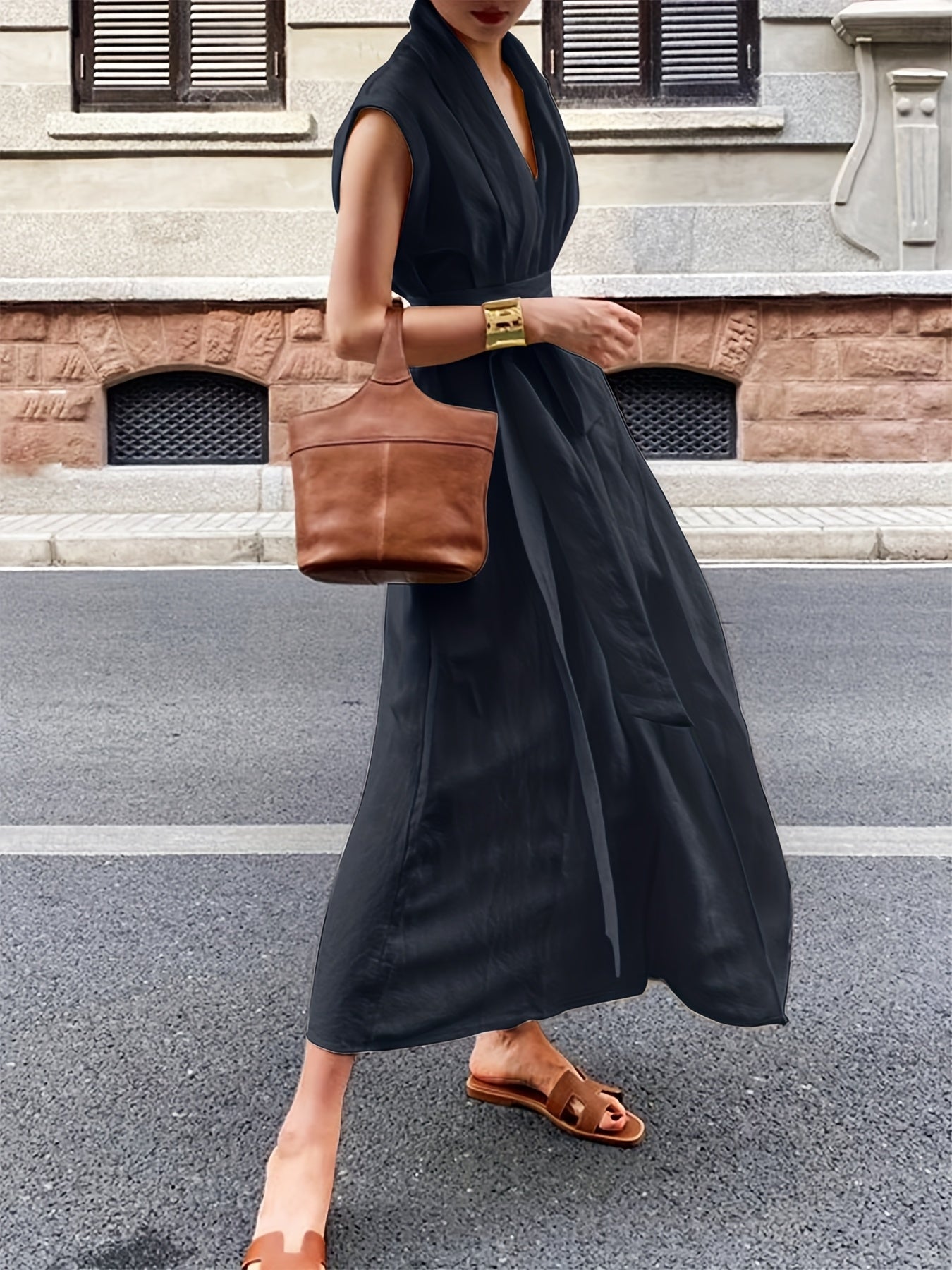 Elegancia™ – Robe Longue Chic & Fluide avec Ceinture Élégante