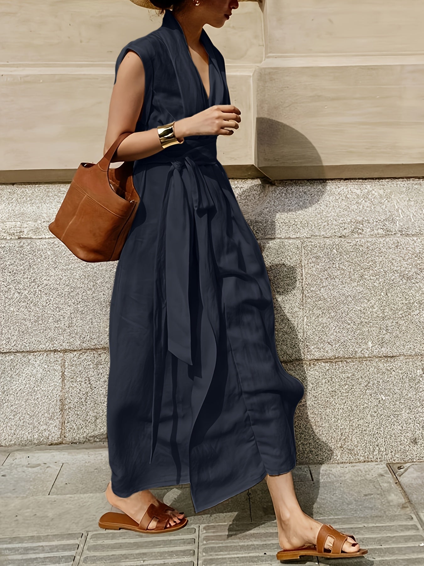 Elegancia™ – Robe Longue Chic & Fluide avec Ceinture Élégante