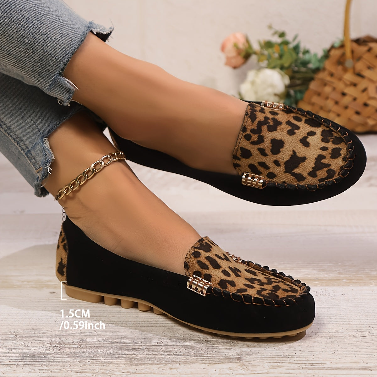 EleganzaWalk™ – Mocassin Femmes Élégant & Confortable
