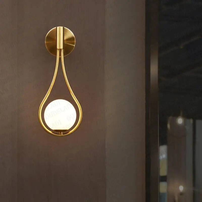 Estoria™ – Applique Murale LED Or & Noir Design Scandinave Moderne