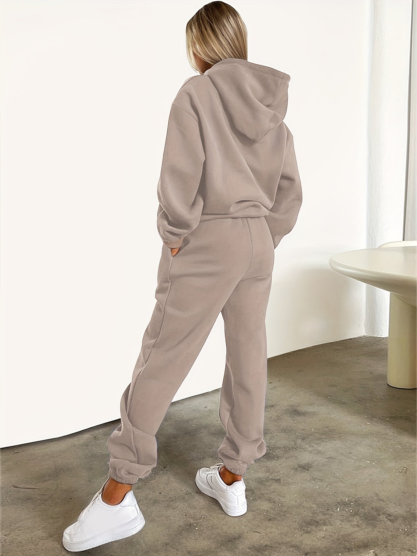 FlexEase™ – Tenue de Sport Femme Confortable et Respirante pour Entraînement-3