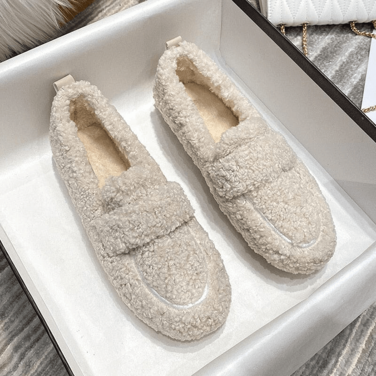 FurriMocs™ – Mocassins Ultra Douillets Orthopédiques