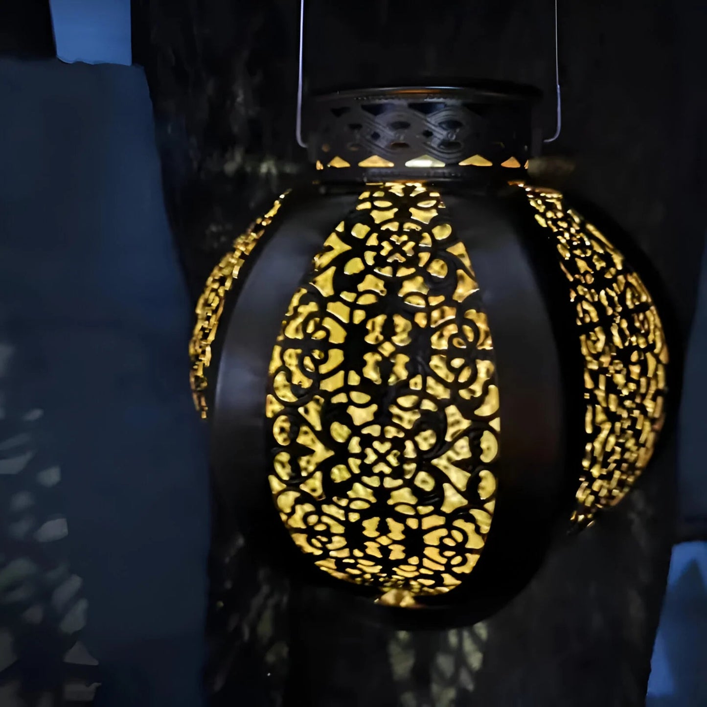 GlowMist™ – Applique Murale Solaire Design Vintage Résistante aux Intempéries