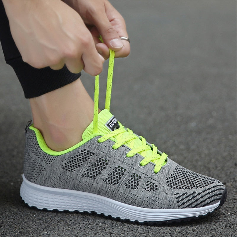 Chaussures running femme blanches légères et respirantes