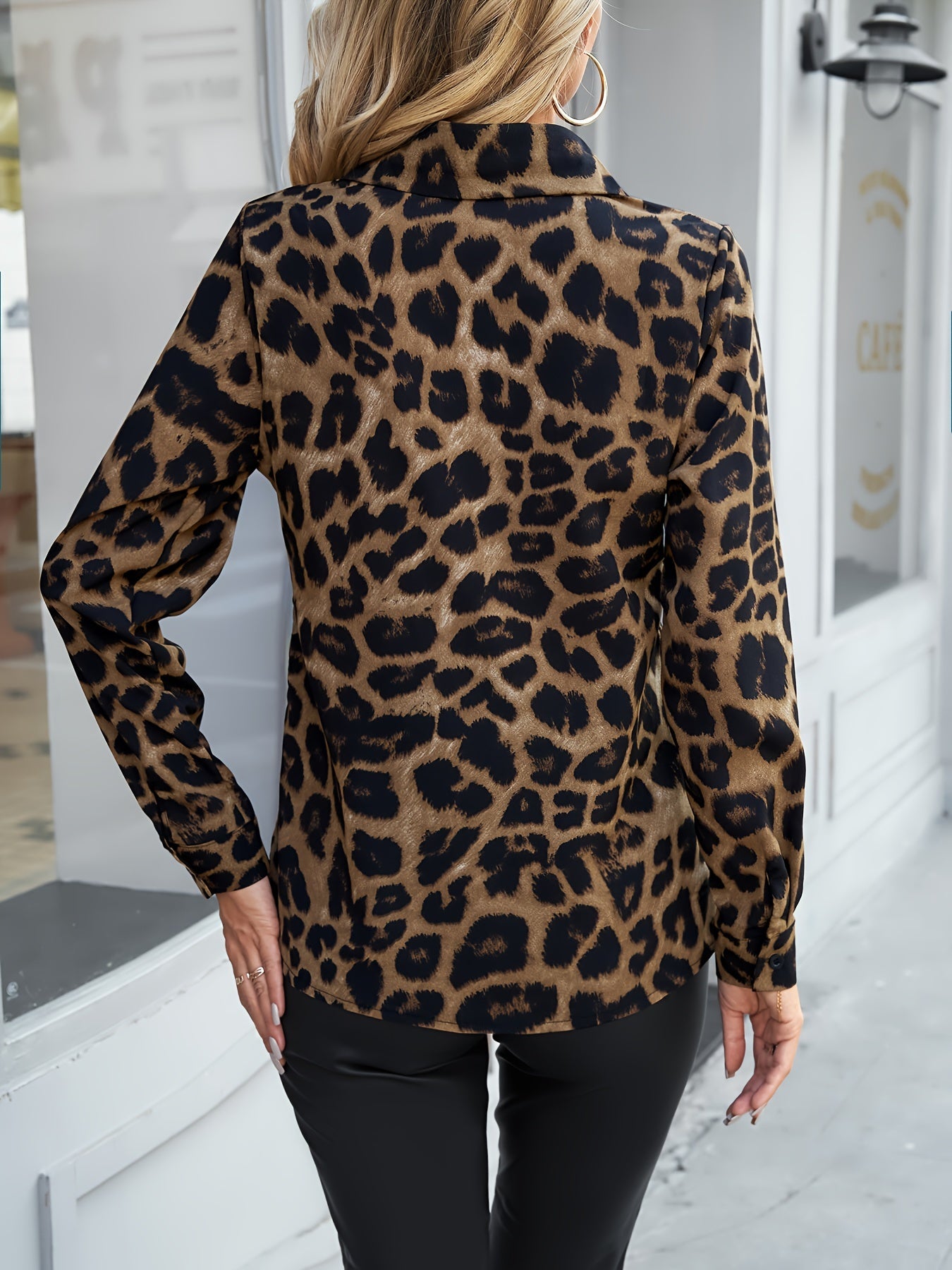 Leophedra™ – Chemisier Léopard Femme Chic et Original à Manches Longues