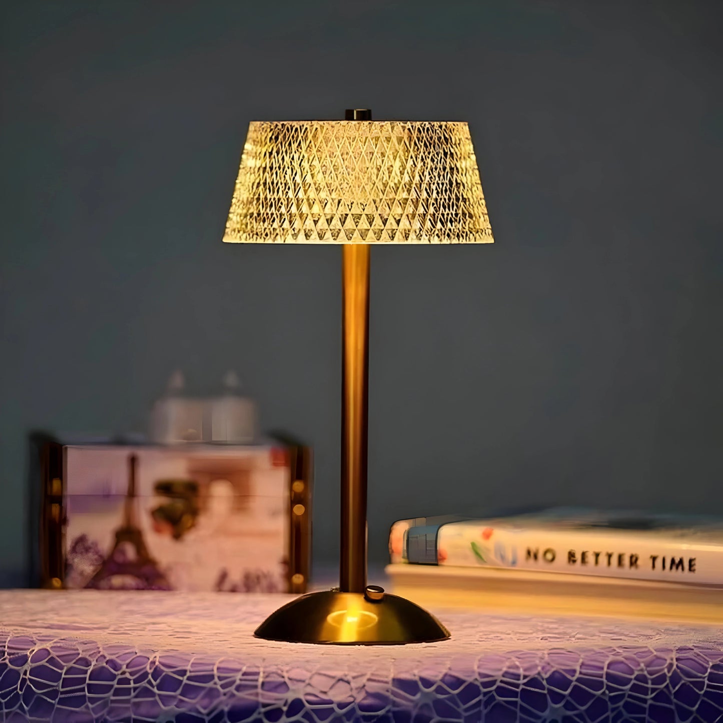 LioraGlow™ – Lampe de Table Sans Fil Rechargeable Design Élégant