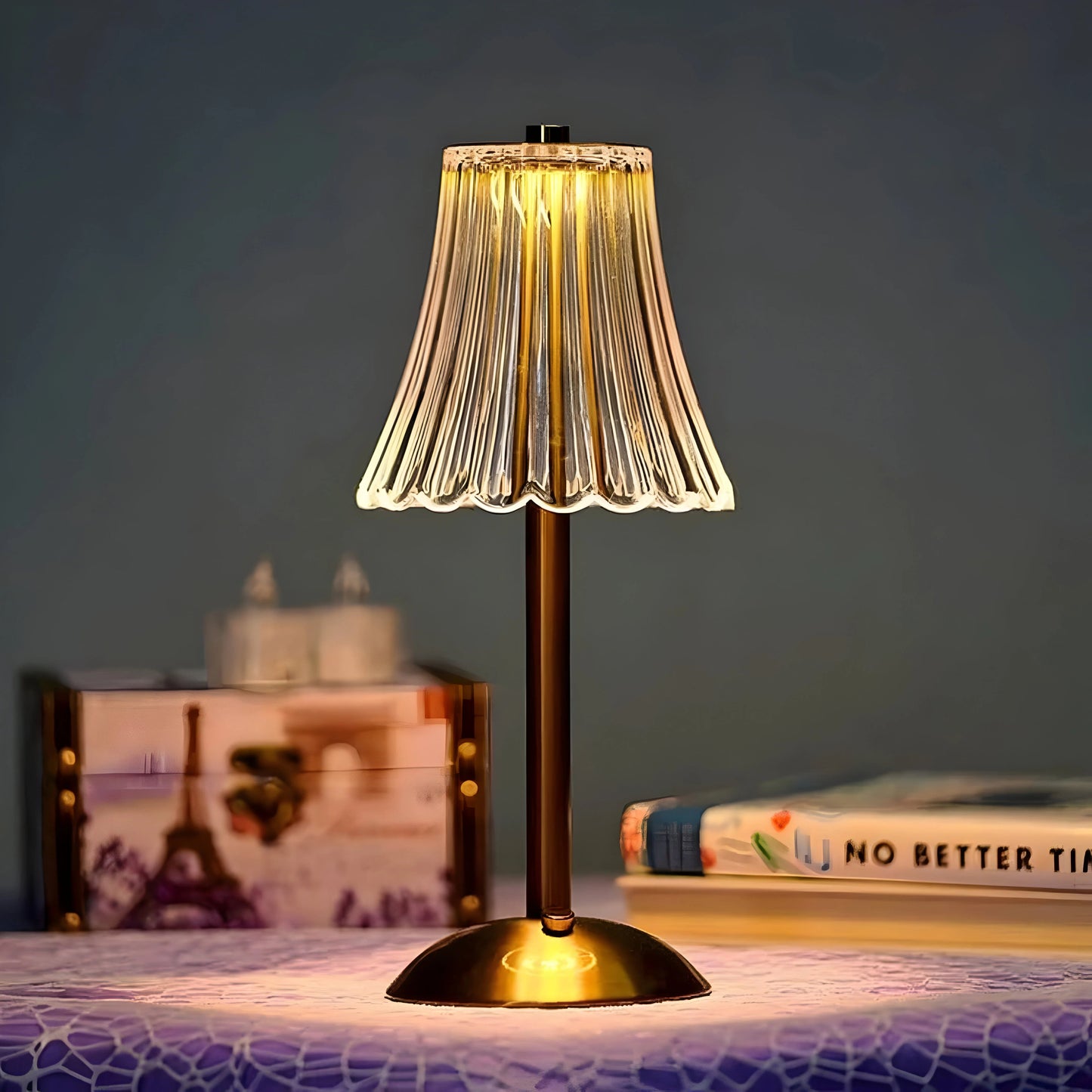 LioraGlow™ – Lampe de Table Sans Fil Rechargeable Design Élégant