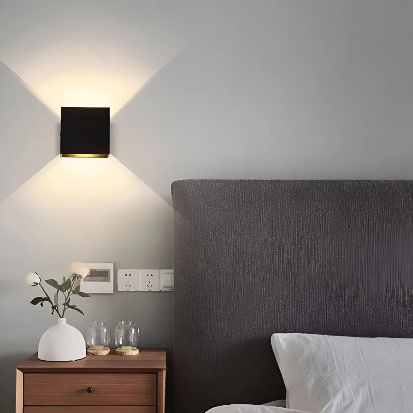 LumiCube™ – Applique Murale Design Éclairage Réglable Moderne