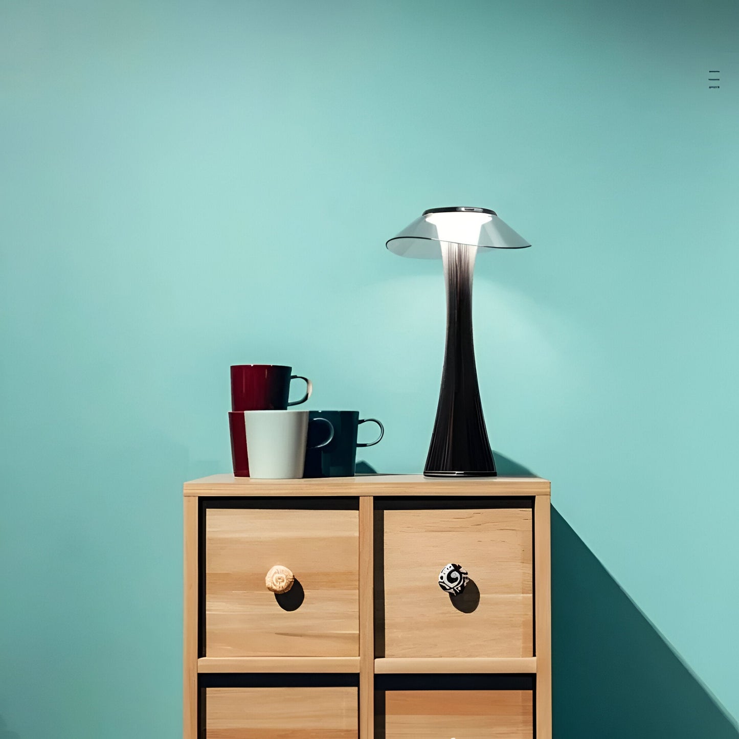 LumiLuxe™ – Lampe de Table Rechargeable Sans Fil Design en Cristal