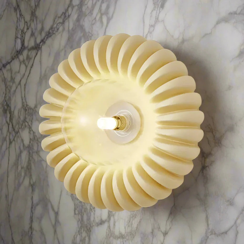LumièreCréative™ – Applique Murale Design Élégante en Résine Durable