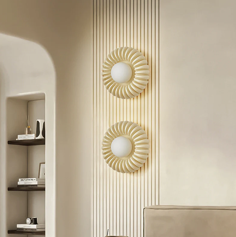 LumièreCréative™ – Applique Murale Design Élégante en Résine Durable