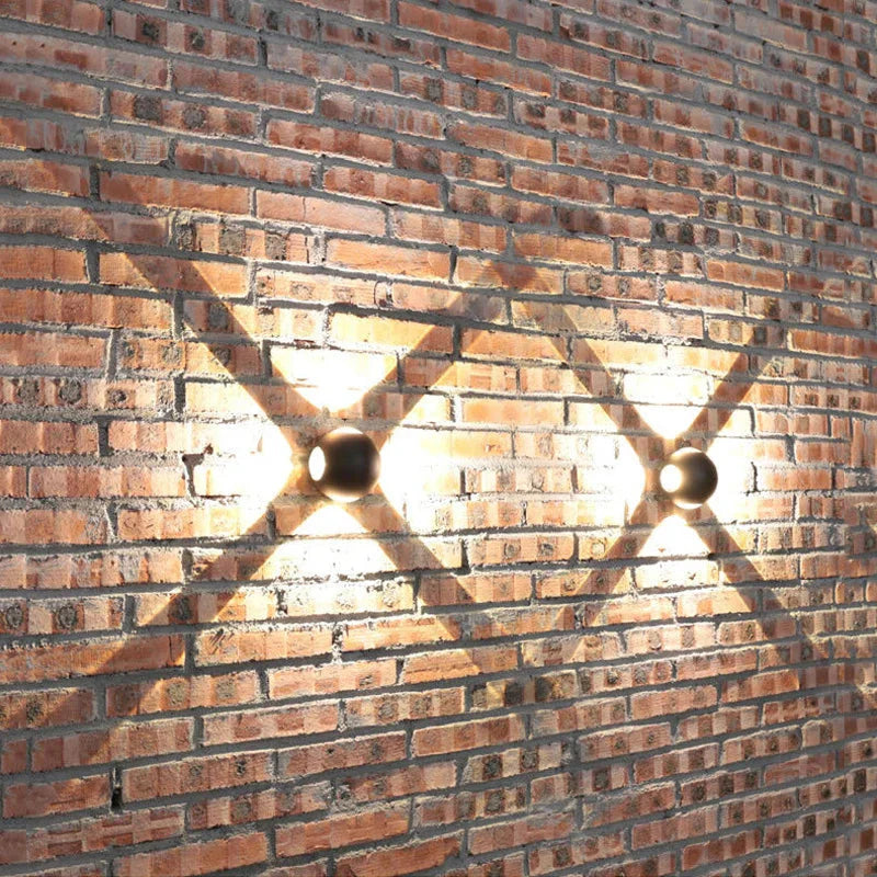 LumoSphere™ – Applique Murale LED Sphérique Étanche IP65 Design Moderne