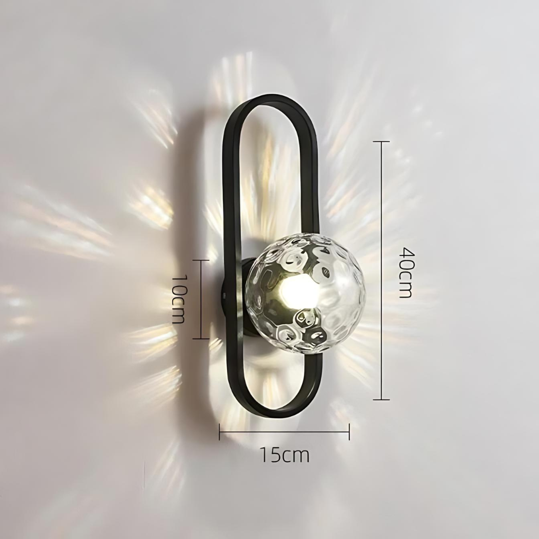 Lumora™ – Applique Murale Design Métal & Verre Dépoli avec Ampoule LED Incluse