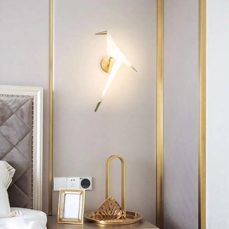 Lumora™ – Applique Murale LED Dorée Design Art Déco avec Lumière Chaude