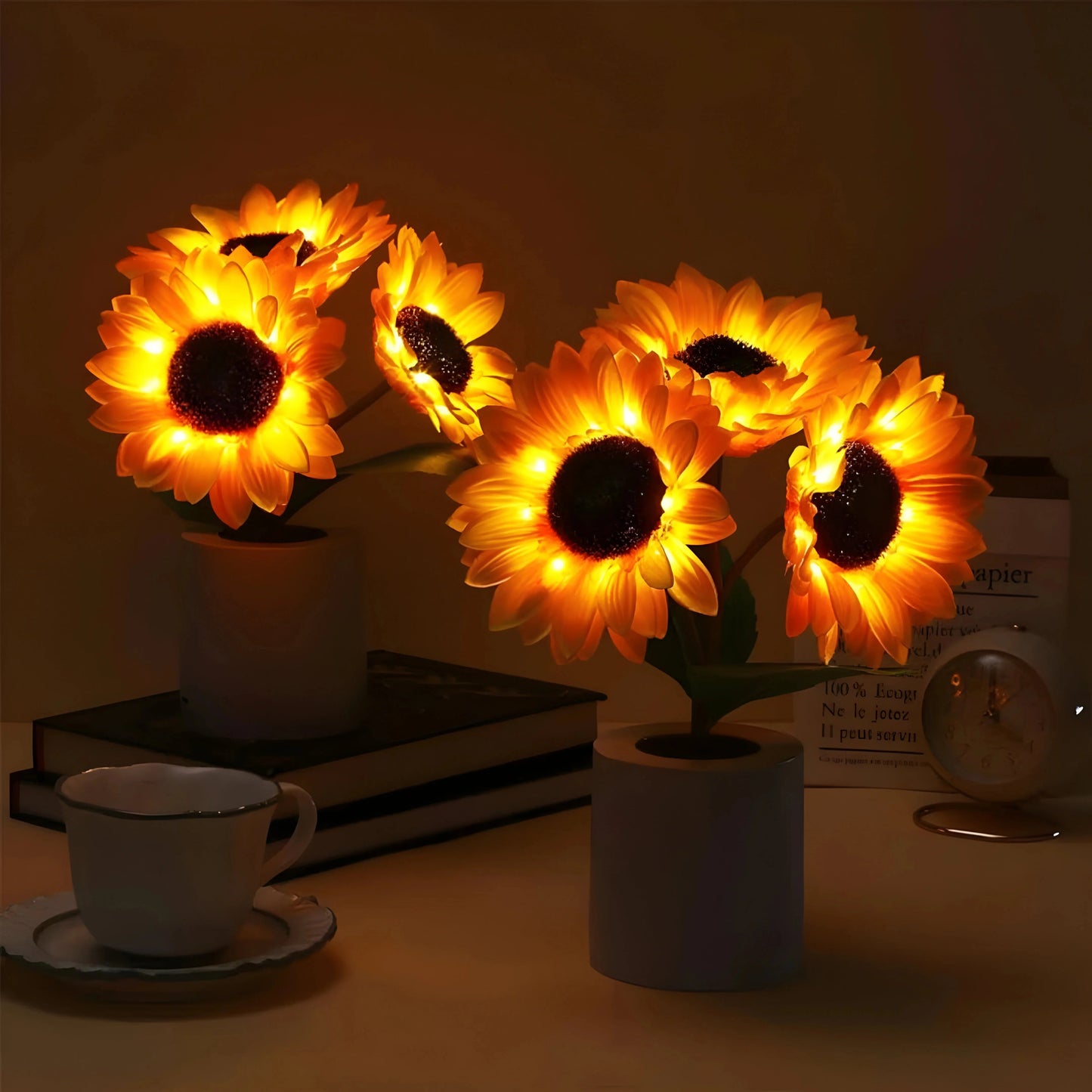 LunaraBloomtm-Applique-de-Table-LED-en-Forme-de-Tournesol-avec-Eclairage-Doux-6