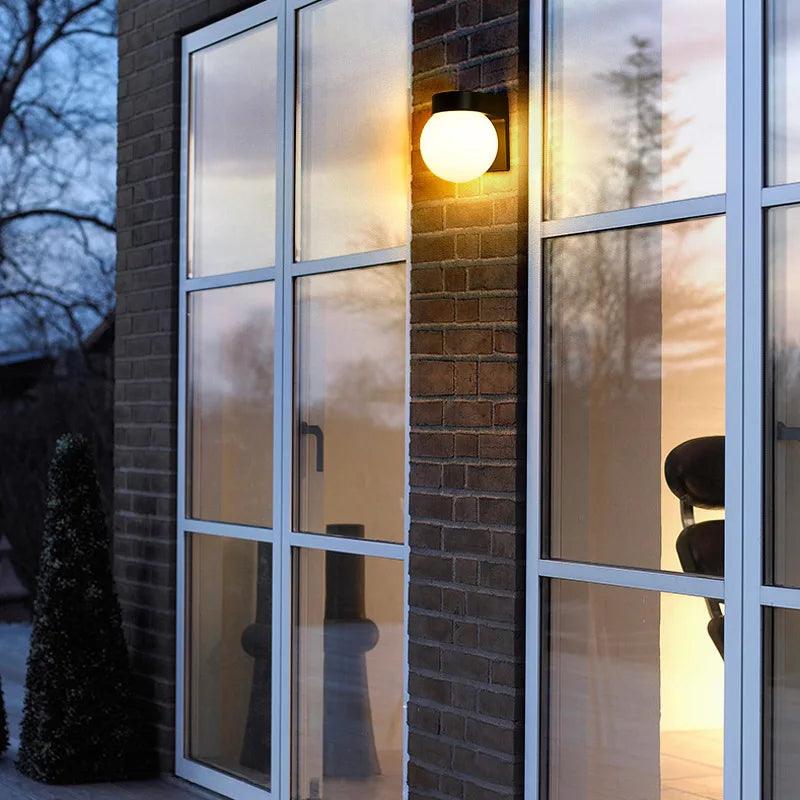 Luxure™ – Applique Murale Extérieure Dimmable en Lumière Chaude et Froide