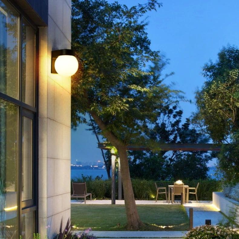 Luxure™ – Applique Murale Extérieure Dimmable en Lumière Chaude et Froide