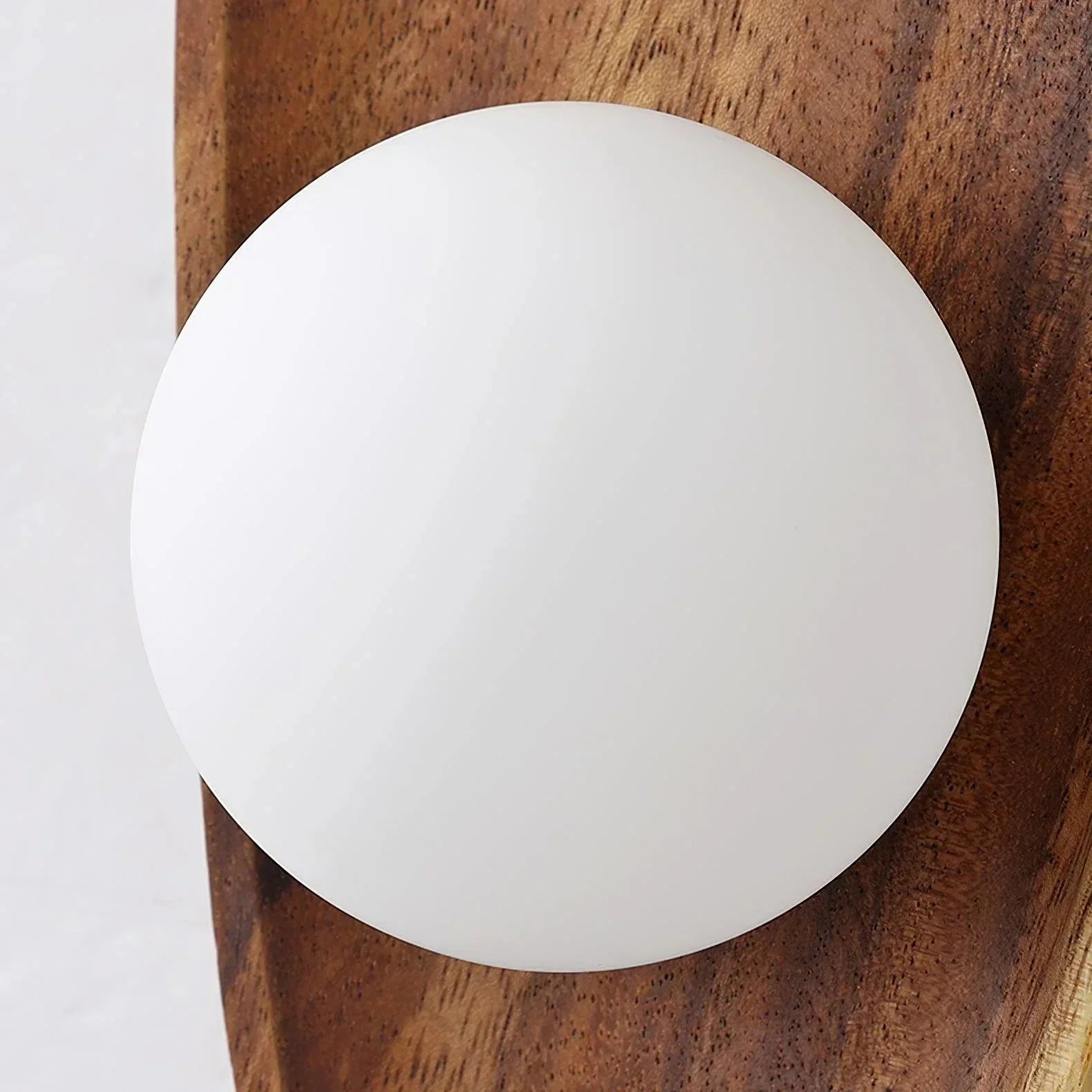 NaturaGlow™ – Applique Murale Bois Naturel LED Élégante & Durable