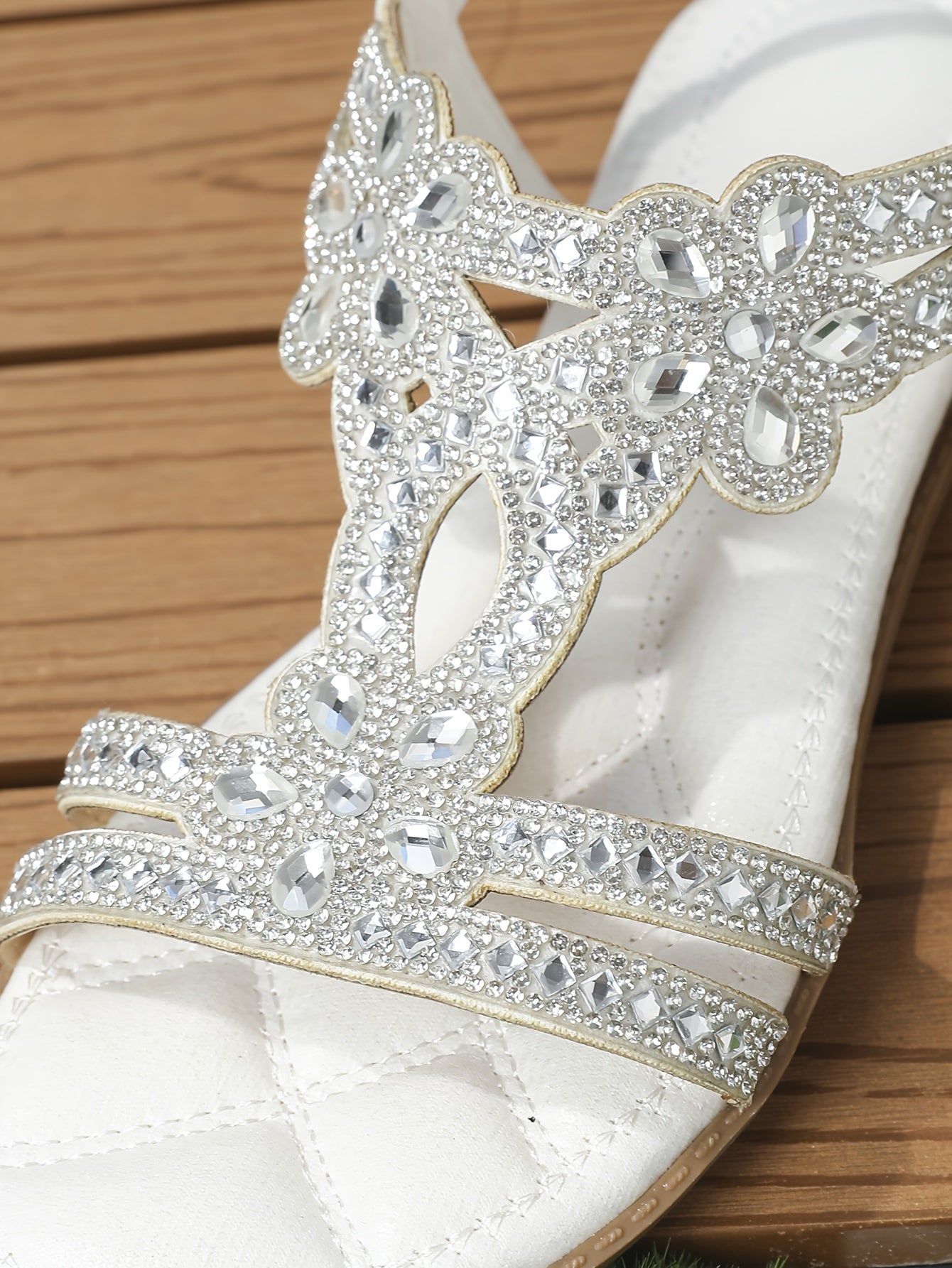 Nirea™ – Sandales Plates Femme Chic et Confortable Été