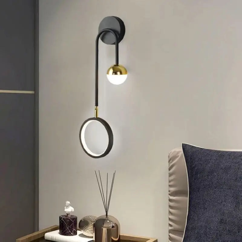 Nolaéa™ – Applique Murale Moderne LED Noire avec Lumière Réglable