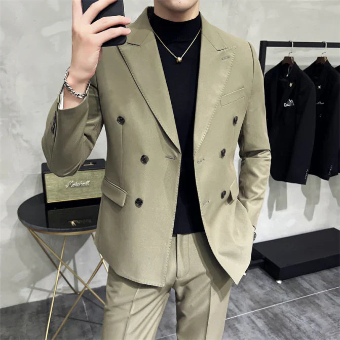 Costume Mariage Classique pour Homme Élégant