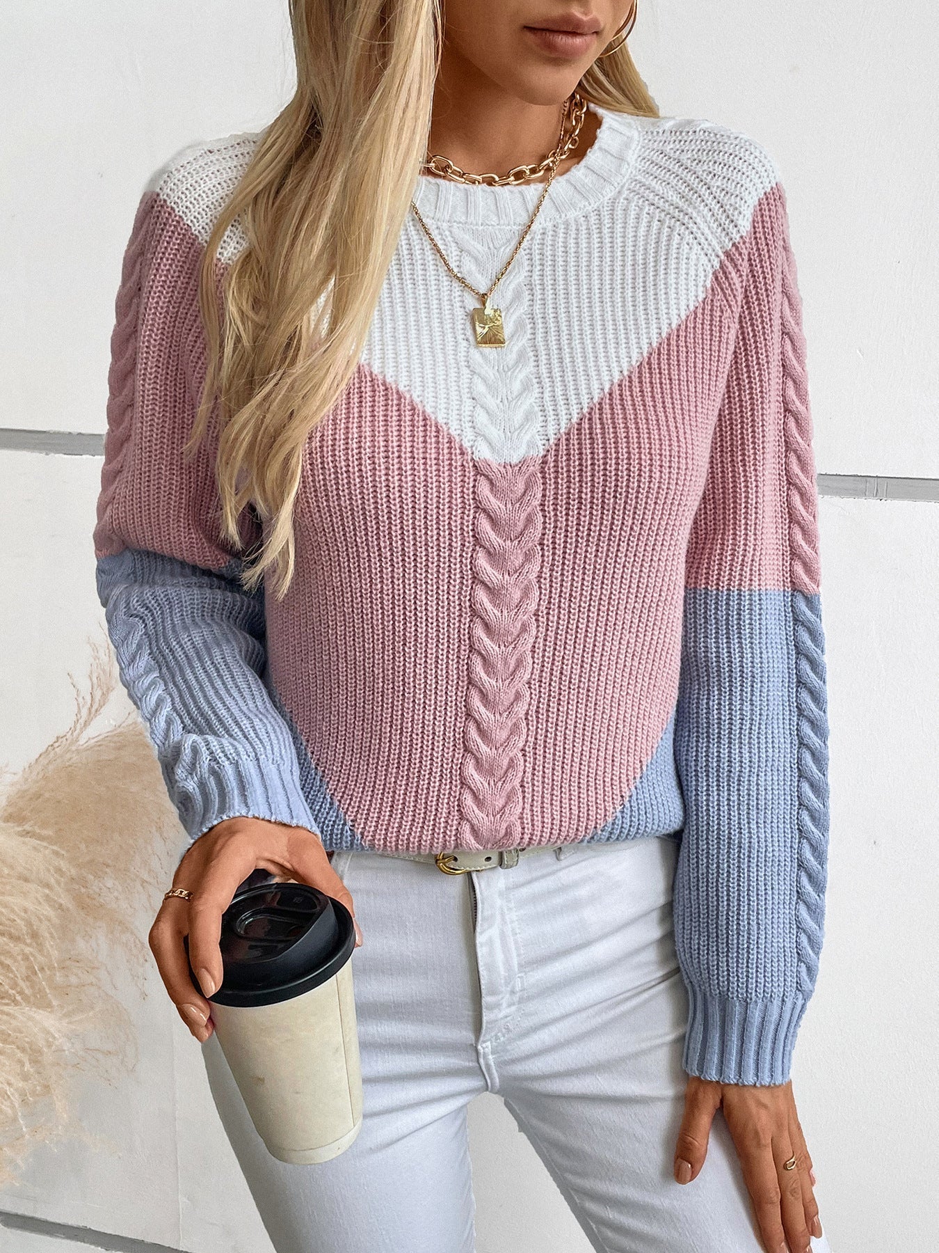 Pull Femme Chic - Maille Fine avec Motif Tendance et Couleurs Vibrantes