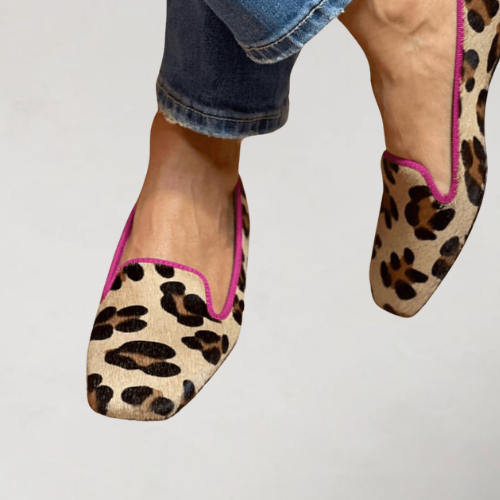 Mocassins Femmes Chic en Cuir avec Bout Rond et Détails Élégants - PanierRoyale