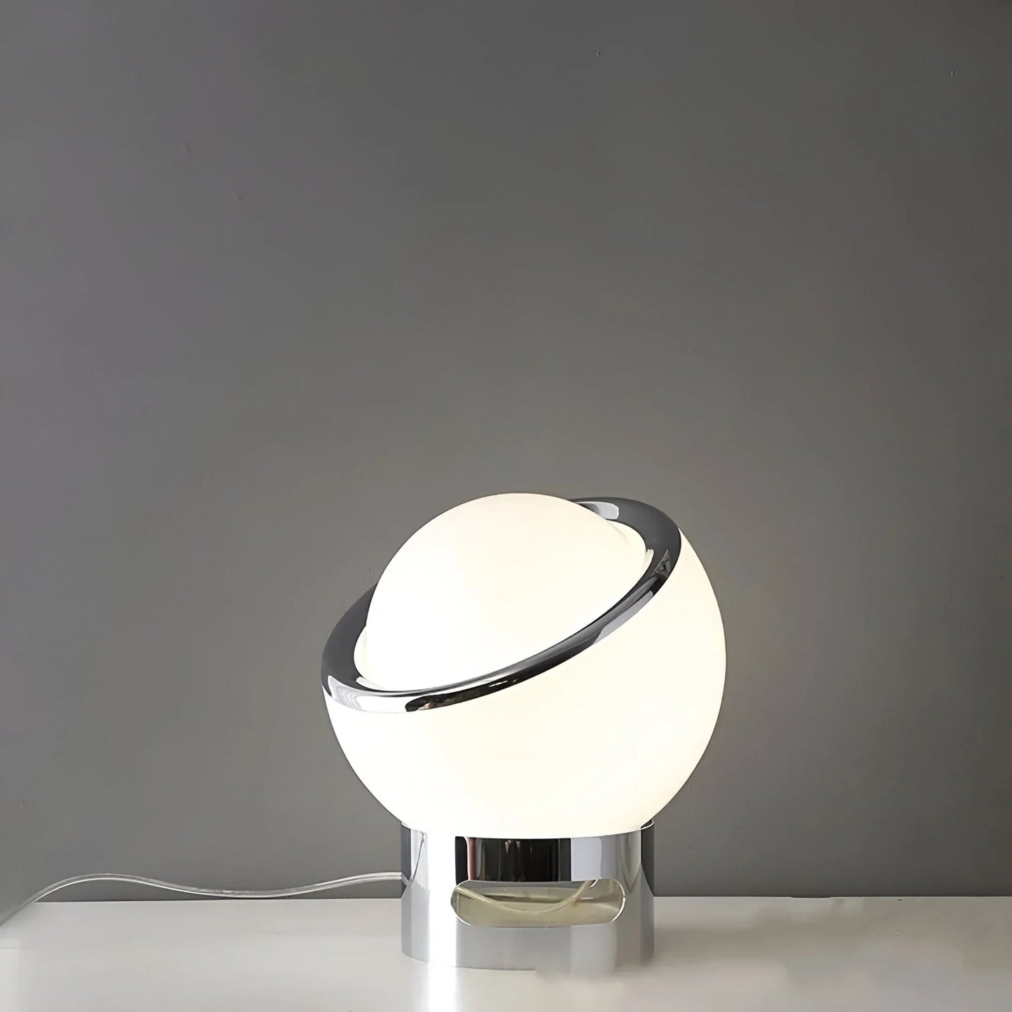 OpaliaGlow™ – Applique Murale Design Bauhaus Éclairage Ambiant