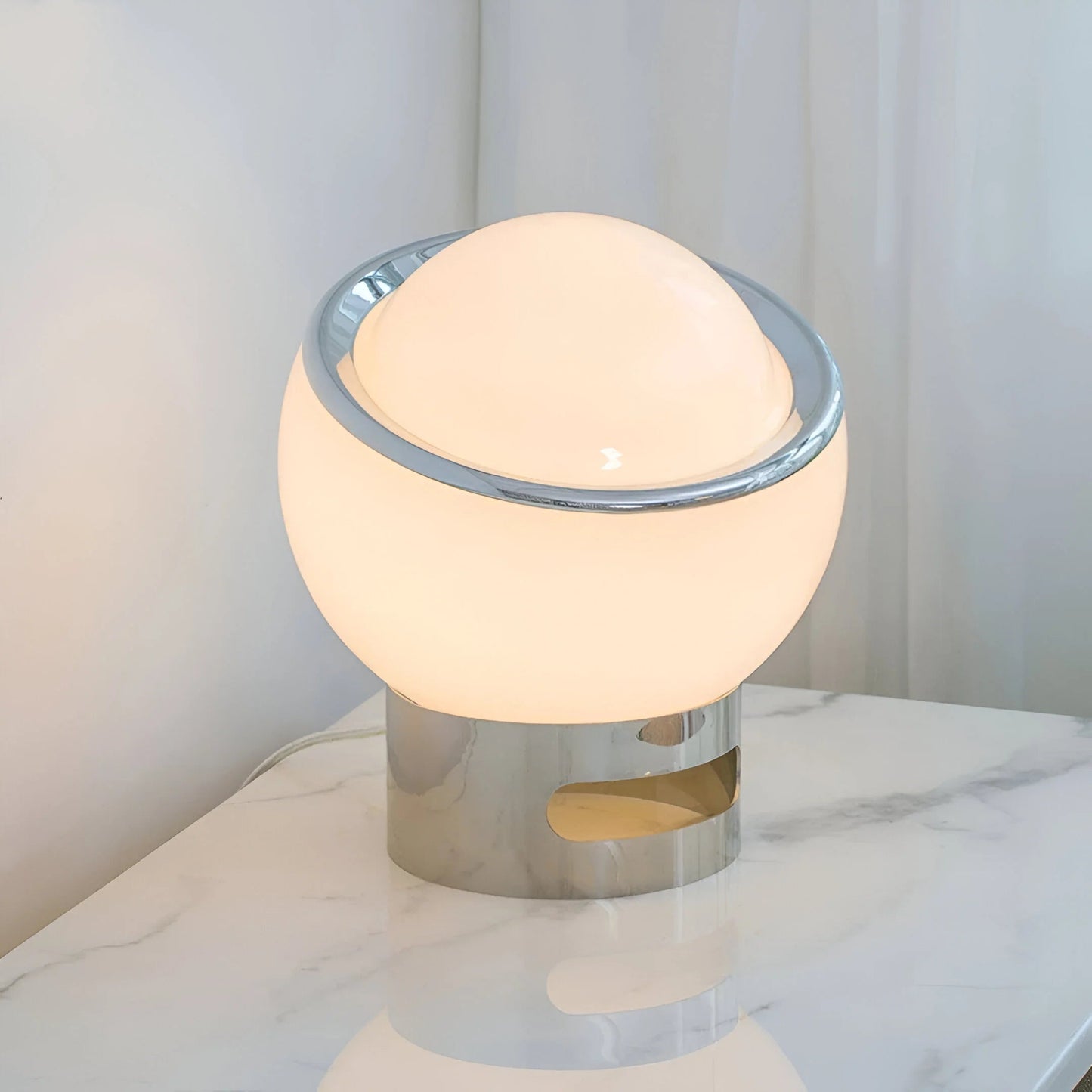 OpaliaGlow™ – Applique Murale Design Bauhaus Éclairage Ambiant
