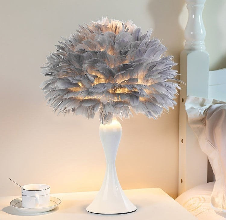PlumaLuxe™ – Lampe de Table à Plumes Élégante Style Nordique Moderne