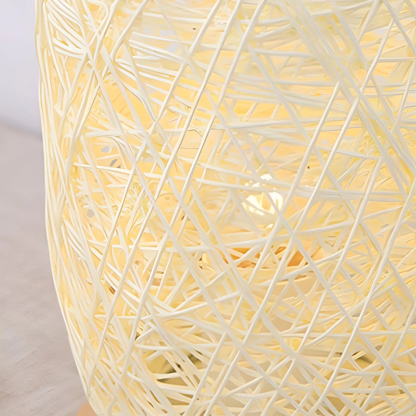 RayaGlow™ – Applique Murale Design en Rattan Éclairage Doux